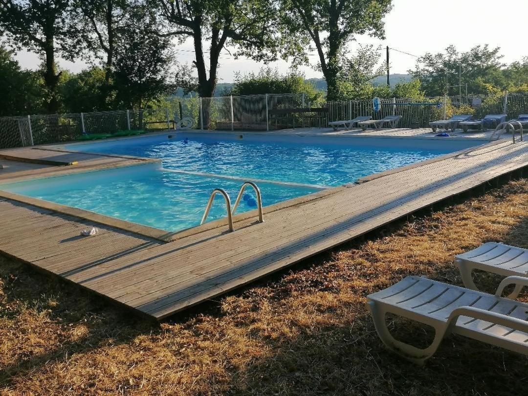 Emplacemement Tente En Foret Campsite *
